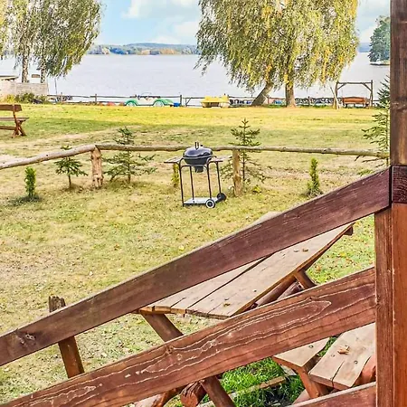 בית נופש 2 Bedroom Awesome In