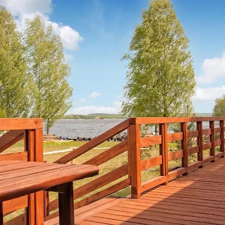 2 Bedroom Awesome In Prázdninový dům *